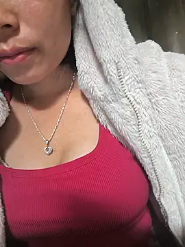 -Lynn- online show from January 14, 2026, 4:51 am