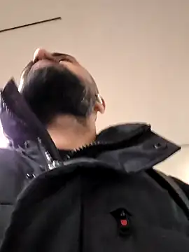 Moh 197 online show from April 14, 2026, 10:27 pm