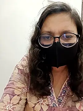 Snapshot of piryasharma005 chatting on January 11, 2026, 11:43 pm piryasharma005 online show from January 11, 2026, 11:43 pm