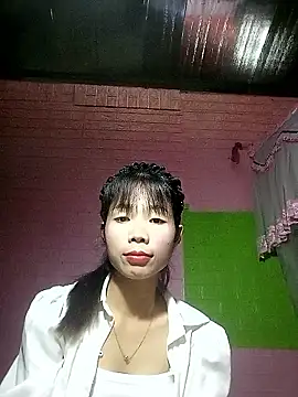 Yaya-827 online show from January 13, 2026, 5:57 am