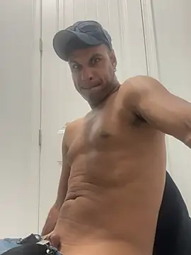 ZF-Athlete online show from March 10, 2026, 6:35 pm