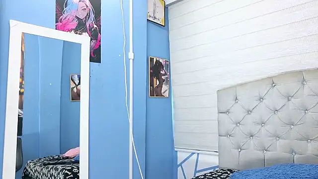 eimy hot19 online show from January 18, 2026, 2:10 pm