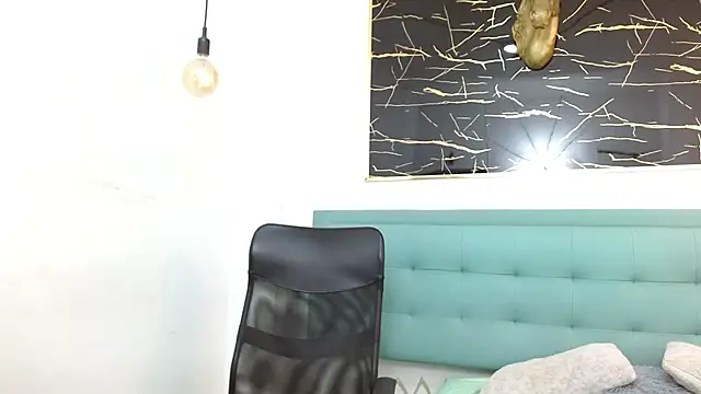 Juan-Jose69 online show from January 12, 2026, 3:23 am