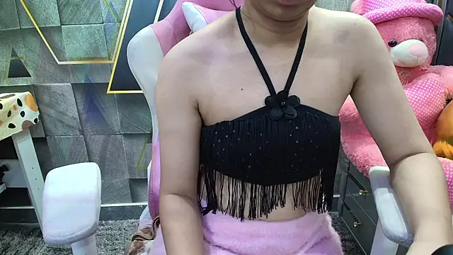 NymphoIsLive online show from May 17, 2026, 10:44 am