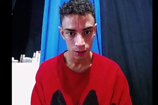 Snapshot of thomson_maxxi chatting on February 14, 2026, 3:36 am thomson maxxi online show from February 14, 2026, 3:36 am