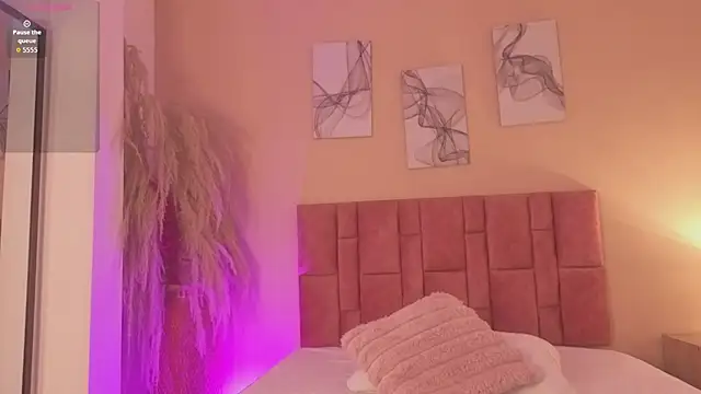 emmy danielss online show from July 8, 2026, 11:04 am