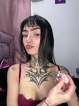 Snapshot of dulce-katt chatting on April 8, 2026, 4:12 am dulce-katt online show from April 8, 2026, 4:12 am