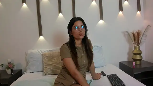 Snapshot of scarlett_rosse_x chatting on February 3, 2026, 7:02 am scarlett rosse x online show from February 3, 2026, 7:02 am