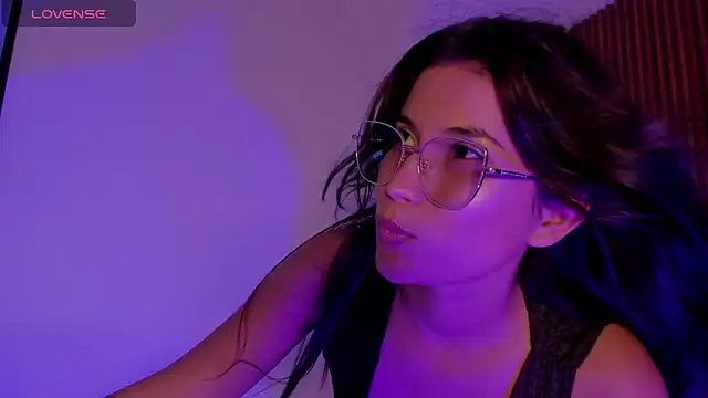 scarlett rosse x online show from April 1, 2026, 7:11 pm