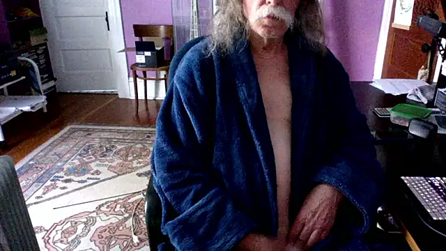 LickYourYoni online show from April 16, 2026, 3:35 pm