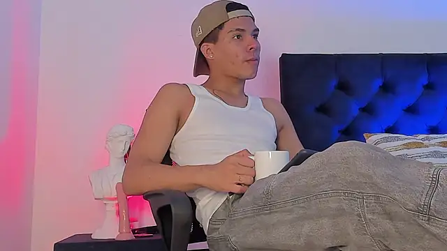 Marcus Moreno online show from February 20, 2026, 12:29 am