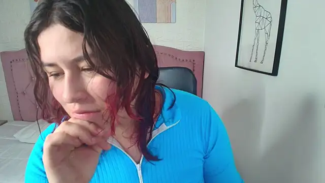 azul veraa online show from January 10, 2026, 12:18 pm