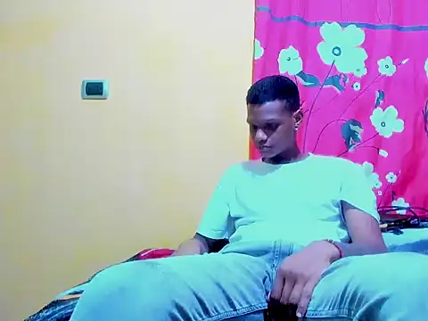 aunstin mohamme online show from February 27, 2026, 2:22 am