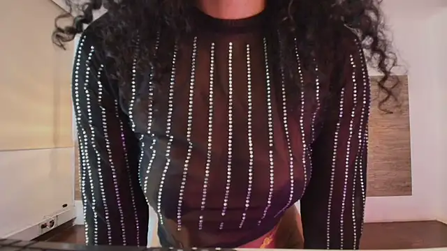 Ellie-Alves online show from April 8, 2026, 4:29 pm