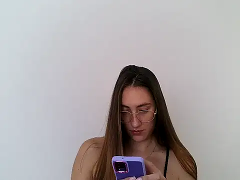 Snapshot of Noracherry chatting on March 1, 2026, 3:14 pm Noracherry online show from March 1, 2026, 3:14 pm