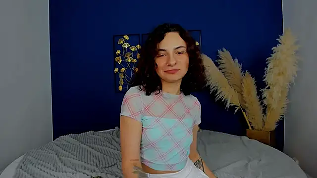 Snapshot of RIANA_SI chatting on March 6, 2026, 9:06 am RIANA SI online show from March 6, 2026, 9:06 am