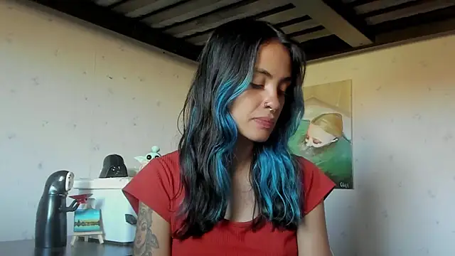 Snapshot of azula_lillet chatting on June 15, 2026, 4:42 pm azula lillet online show from June 15, 2026, 4:42 pm