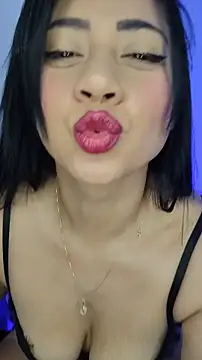 Girl kataleya10 online show from March 6, 2026, 11:01 pm