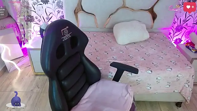 Snapshot of TATTI_TAY chatting on February 24, 2026, 7:23 pm TATTI TAY online show from February 24, 2026, 7:23 pm