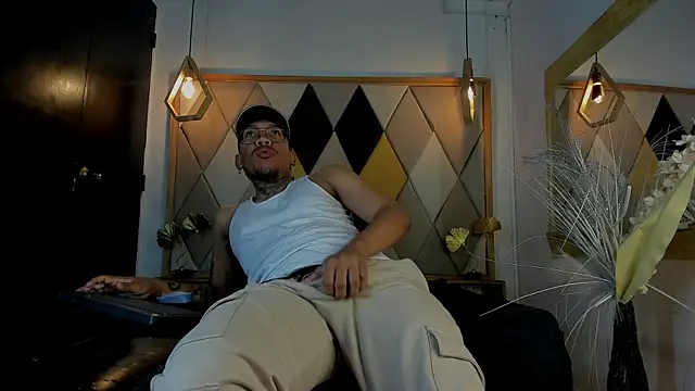 Snapshot of ThiagoBerry chatting on February 5, 2026, 11:26 am ThiagoBerry online show from February 5, 2026, 11:26 am