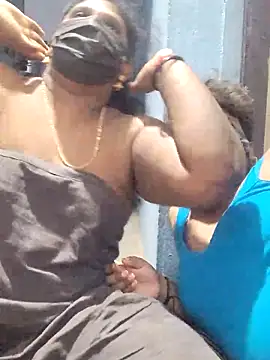 divyasree1431 online show from April 5, 2026, 5:32 pm