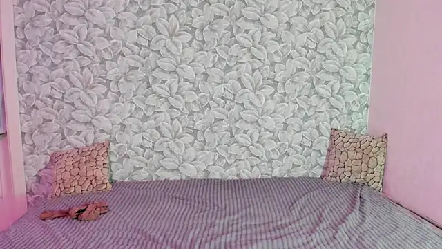 Eva Alex  online show from May 24, 2026, 6:29 am