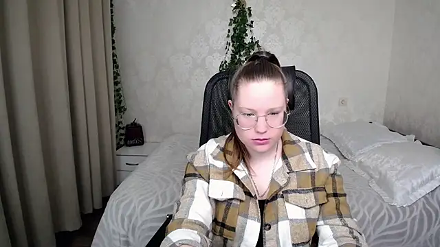 Snapshot of kuri_u chatting on January 10, 2026, 11:23 am kuri u online show from January 10, 2026, 11:23 am