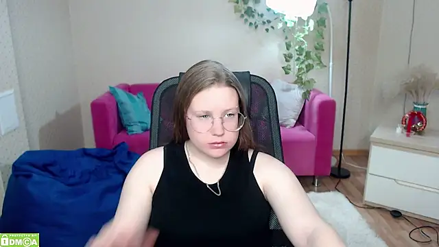 Snapshot of kuri_u chatting on February 5, 2026, 8:41 am kuri u online show from February 5, 2026, 8:41 am
