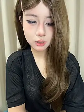 Snapshot of Uli_a chatting on June 3, 2026, 2:19 pm Uli a online show from June 3, 2026, 2:19 pm