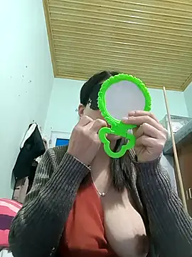 Snapshot of Hana2026 chatting on February 8, 2026, 9:51 pm Hana2026 online show from February 8, 2026, 9:51 pm