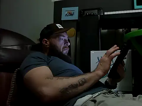 Numba1dad  online show from January 17, 2026, 2:05 am