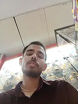 Rajkuma12345 online show from February 5, 2026, 7:46 am