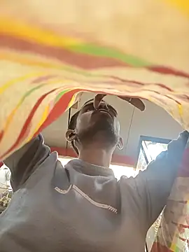 Rajkuma12345 online show from February 16, 2026, 6:42 am