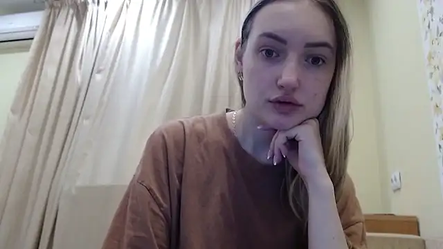 Snapshot of Eva_Harris chatting on January 12, 2026, 9:31 pm Eva Harris online show from January 12, 2026, 9:31 pm