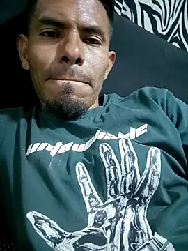 adambrosk 08 online show from March 3, 2026, 3:23 am