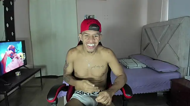 Snapshot of antonio_aguilarx chatting on July 28, 2026, 7:39 pm antonio aguilarx online show from July 28, 2026, 7:39 pm