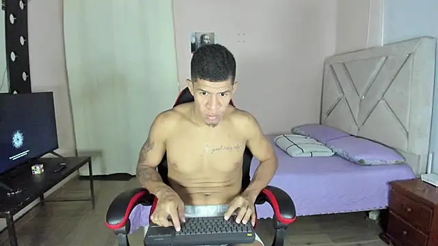 Snapshot of antonio_aguilarx chatting on July 29, 2026, 6:28 pm antonio aguilarx online show from July 29, 2026, 6:28 pm
