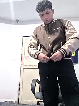 VersedChip online show from February 4, 2026, 10:36 pm