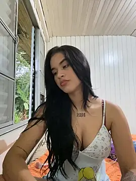 aslhey sandova online show from March 22, 2026, 9:07 pm