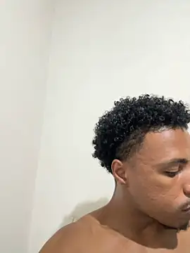 Snapshot of LorenzoBlack27 chatting on March 24, 2026, 10:59 pm LorenzoBlack27 online show from March 24, 2026, 10:59 pm