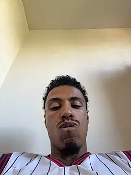 Snapshot of LorenzoBlack27 chatting on April 6, 2026, 1:56 pm LorenzoBlack27 online show from April 6, 2026, 1:56 pm