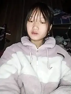 Snapshot of Hina2xx chatting on January 16, 2026, 10:19 am Hina2xx online show from January 16, 2026, 10:19 am