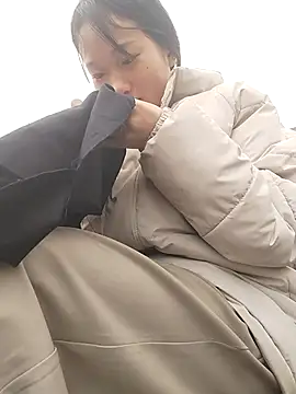 Snapshot of Hina2xx chatting on February 3, 2026, 6:22 am Hina2xx online show from February 3, 2026, 6:22 am