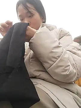 Snapshot of Hina2xx chatting on February 3, 2026, 6:51 am Hina2xx online show from February 3, 2026, 6:51 am