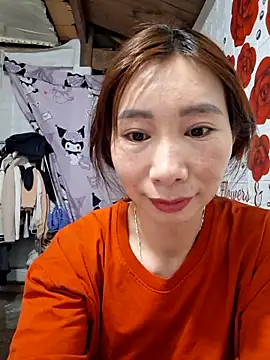 Snapshot of Adela-222 chatting on April 9, 2026, 6:30 am Adela-222 online show from April 9, 2026, 6:30 am