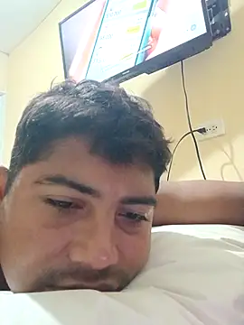 Snapshot of master_juju1924 chatting on February 16, 2026, 8:32 am master juju1924 online show from February 16, 2026, 8:32 am