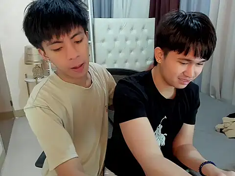 davincihugecock online show from March 10, 2026, 4:34 pm