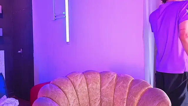 nova salvatore online show from April 8, 2026, 3:28 am