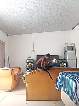 Snapshot of Winterslender chatting on February 19, 2026, 9:16 am Winterslender online show from February 19, 2026, 9:16 am