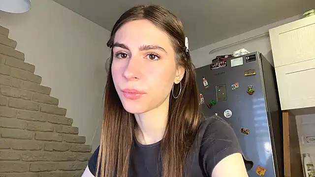 ElsieKuhlmann online show from March 8, 2026, 5:11 am